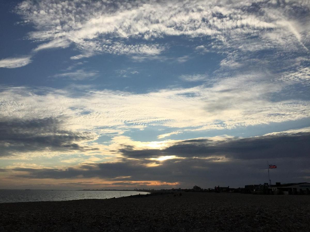 The Barn Διαμέρισμα South Hayling Εξωτερικό φωτογραφία